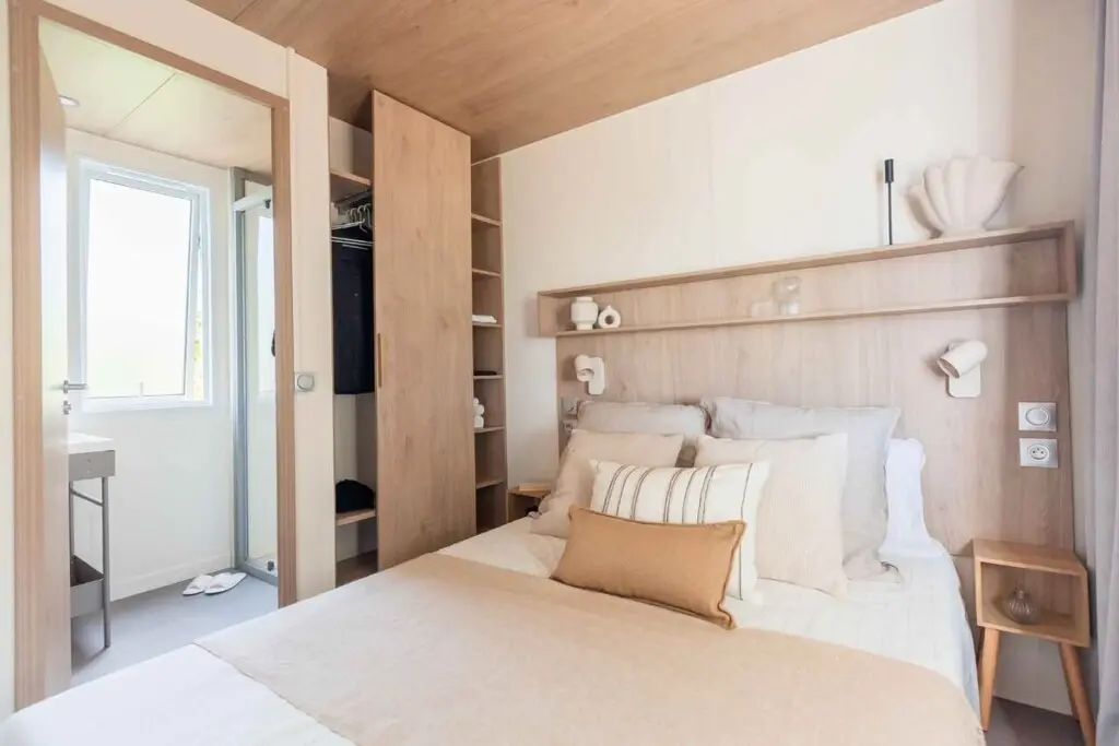 2e9db361 0198 4105 85b0 4e0e84aad688