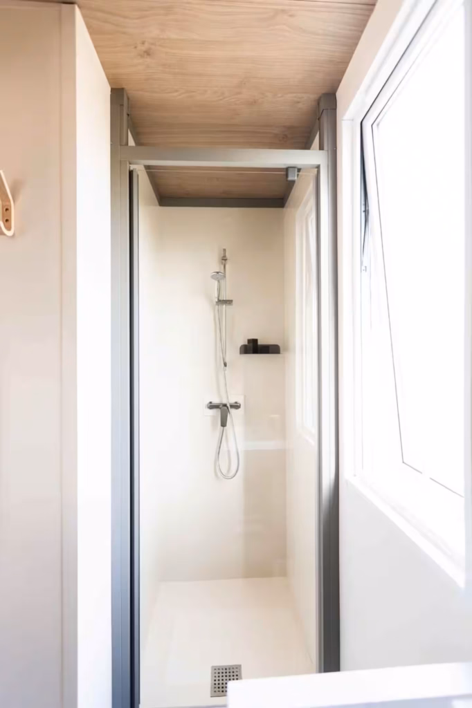 70ea2c83 271f 4b9c b102 c90852ecd2c5