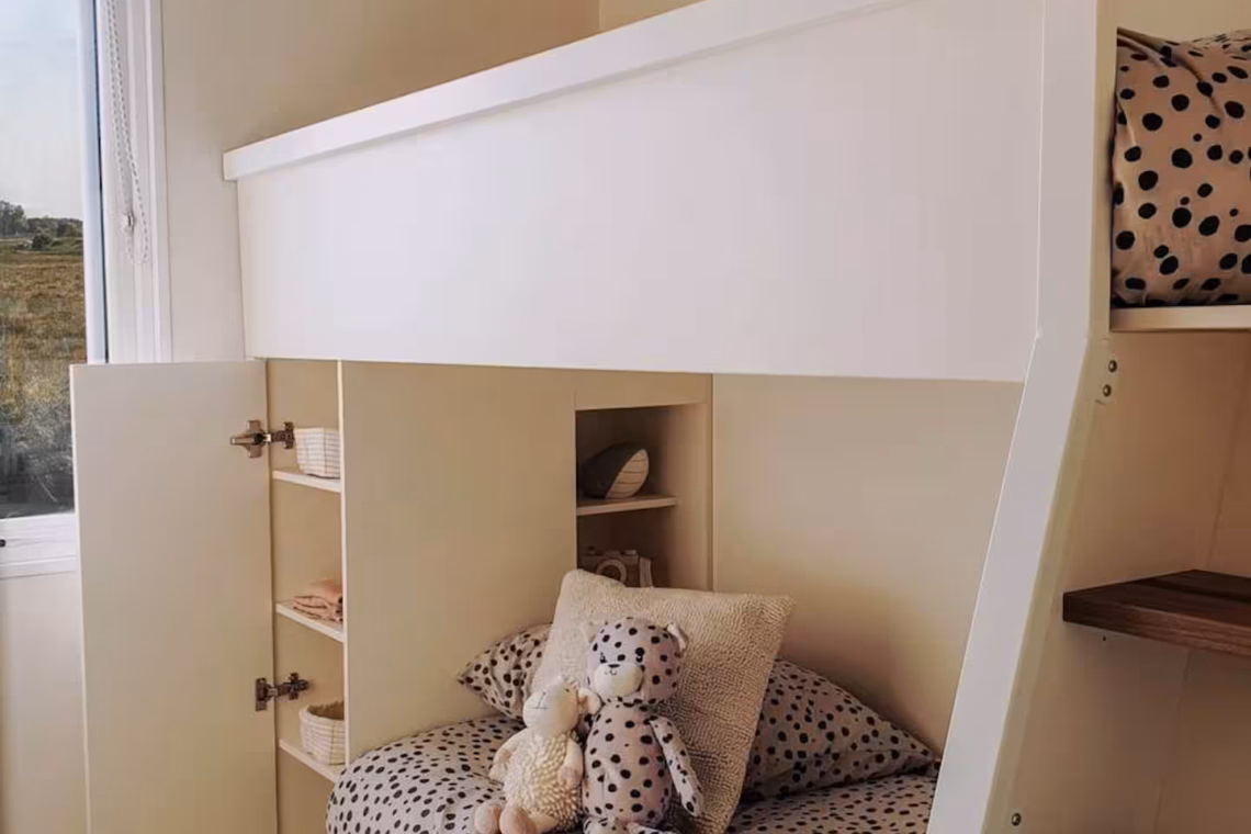 de59e255 dfc8 46fe 9d59 b6fe95aa956c